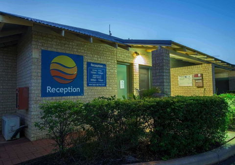 Comfort Inn & Suites Karratha - Lightning Ridge Tourism 3