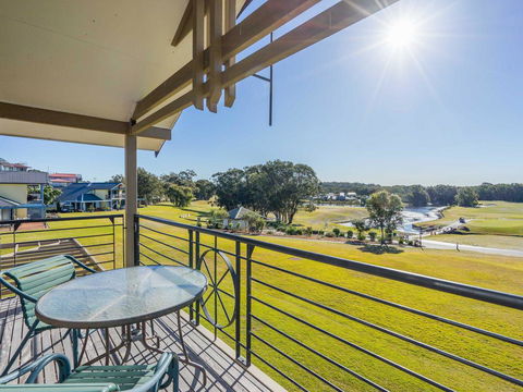 Condo 108 @ Horizons Resort & Golf, Stunning Course + Lake Views - Lightning Ridge Tourism 0