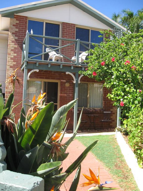 Coogee WA Accomodation - Lightning Ridge Tourism 2