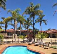 Costa Rica Motel - Lightning Ridge Tourism