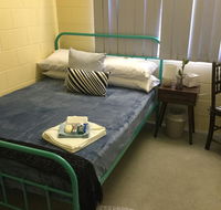 Cosy Bed and Breakfast - Lightning Ridge Tourism