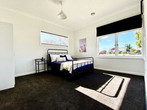 Cottage Natimuk - Lightning Ridge Tourism 0