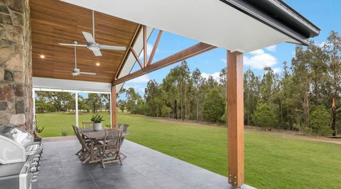 Cotton House - Lightning Ridge Tourism 1