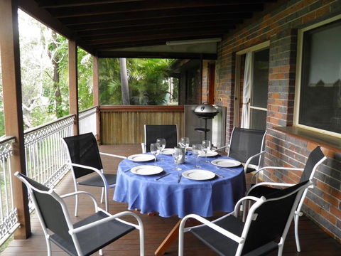 Coucals Cottage - Lightning Ridge Tourism 1