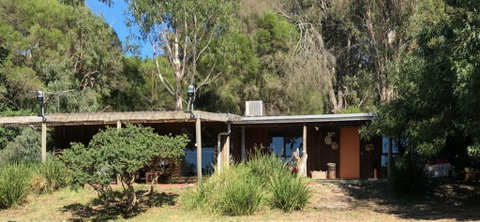 Country Lane Lysterfield - Lightning Ridge Tourism 0