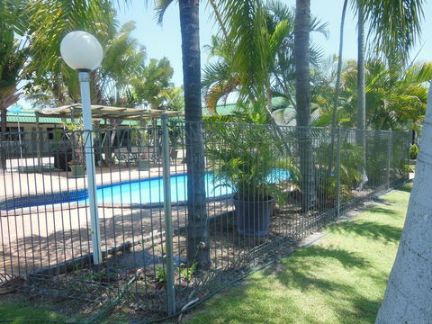 Country Road Motel - Lightning Ridge Tourism 0