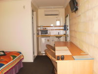Book Ilbilbie Accommodation Vacations Lightning Ridge Tourism Lightning Ridge Tourism