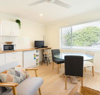 Cozy 1 Bedroom Apartment Minutes From The Beach - Lightning Ridge Tourism