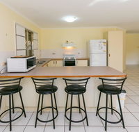 Cozy Family Holiday House - Lightning Ridge Tourism