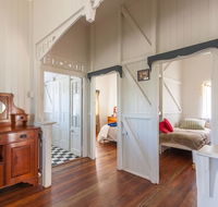 Curlew Cottage - Yungaburra - Lightning Ridge Tourism