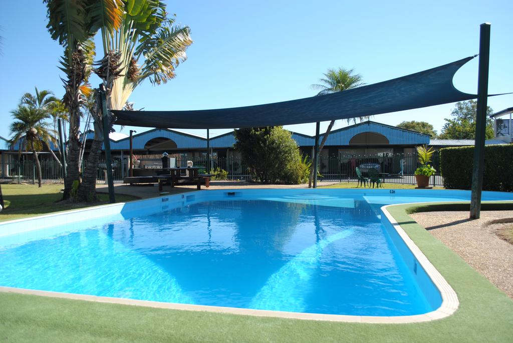 Berserker QLD Lightning Ridge Tourism