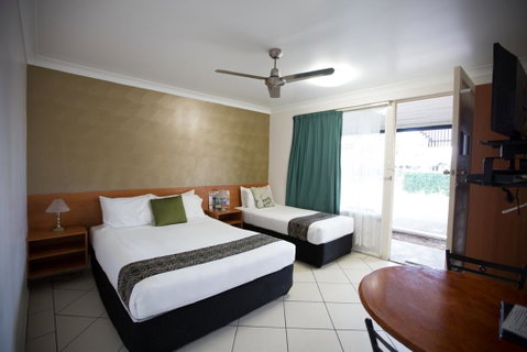 David Motor Inn - Lightning Ridge Tourism 1