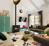 Designer Town Villa - Lightning Ridge Tourism