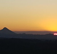 Dog Friendly Peregian Beach Home with views - Lightning Ridge Tourism