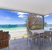 Dolphin Escape Soldiers Point' 121 Soldiers Point Road - Lightning Ridge Tourism