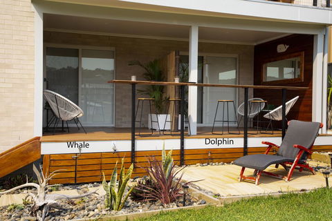 Dolphin Studio Apartment, 1a Ocean Street - Lightning Ridge Tourism 3