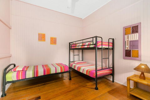 Dreamtime Travellers Rest - Lightning Ridge Tourism 2