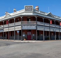 Duke's Inn - Lightning Ridge Tourism