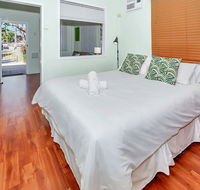 Easy Going Holiday unit on McKenzie MK4 - Lightning Ridge Tourism