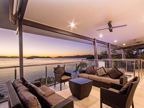 Edge Penthouse On Hamilton Island - Lightning Ridge Tourism 2