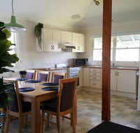 Edward Lane Apt3 - Lightning Ridge Tourism