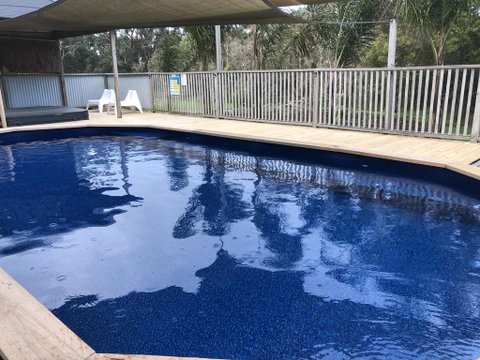 Elk Estate - Lightning Ridge Tourism 2