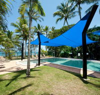 Ellis Beach Oceanfront Bungalows - Lightning Ridge Tourism