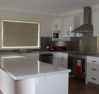 Elm Cottage - Lightning Ridge Tourism