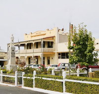 Eureka Hotel / Rainbow Brewery - Lightning Ridge Tourism