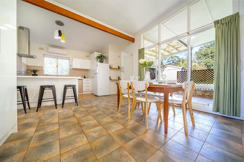 Evergreen On Franklin-Family Friendly - Wifi - Unique - Lightning Ridge Tourism 1