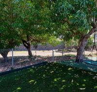 Fabulously Presented Family Retreat on Bribie Island - Lightning Ridge Tourism