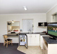 Fairway Motor Inn - Lightning Ridge Tourism