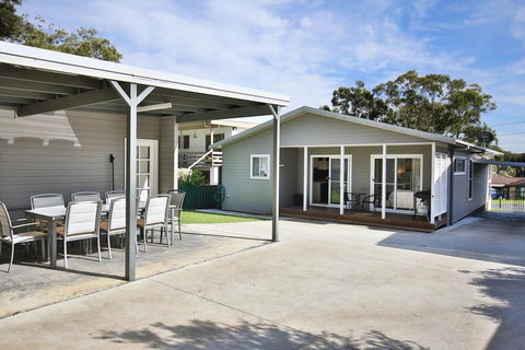 Fairways - 10 Mins To Hyams Beach - Lightning Ridge Tourism 1