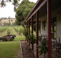 Fergusson Winery homestead accomodation - Lightning Ridge Tourism