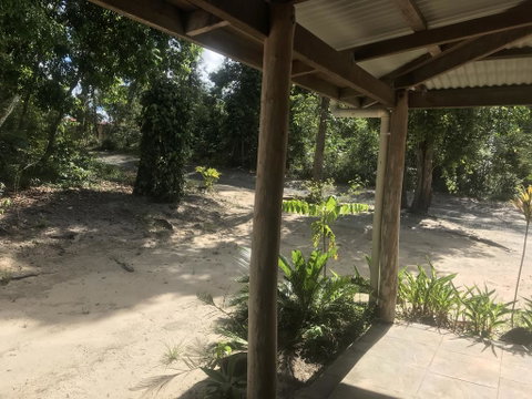 Ferns Hideaway Resort - Lightning Ridge Tourism 1