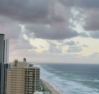 Focus Resort Oceanfront Apartments in Surfers with Ocean and Hinterland Views 25 steps to Beach - Lightning Ridge Tourism