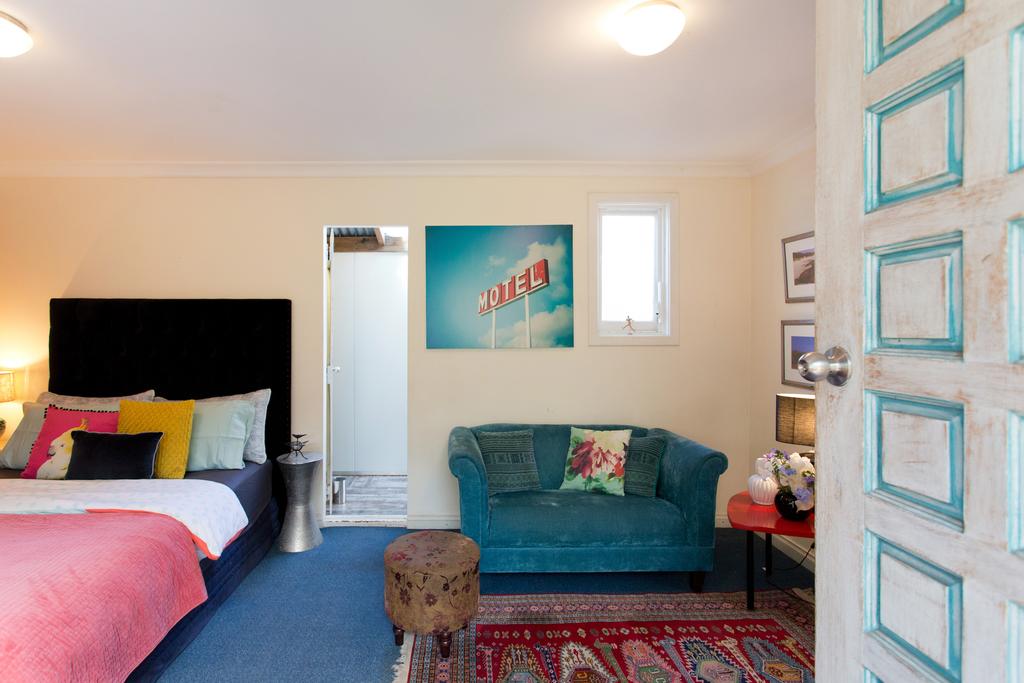  Lightning Ridge Tourism