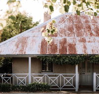 French Cottage 1854 with stunning Alfesco Garden - Lightning Ridge Tourism