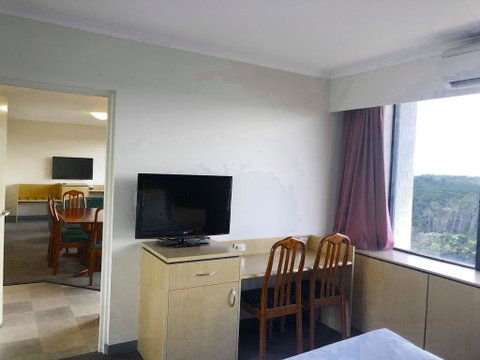 Frontier Hotel Darwin - Lightning Ridge Tourism 3