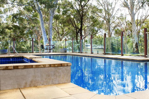 George Kerferd Hotel - Lightning Ridge Tourism 0