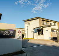 Gladstone Heights Executive Apartments - Lightning Ridge Tourism