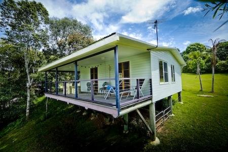 Glocca Morra Cottage - Lightning Ridge Tourism 0