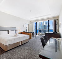 Gold Tower 20th Level Hotel Suite - Lightning Ridge Tourism