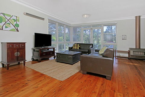 GOLF 39 MOLLYMOOK BEACH - Lightning Ridge Tourism 2