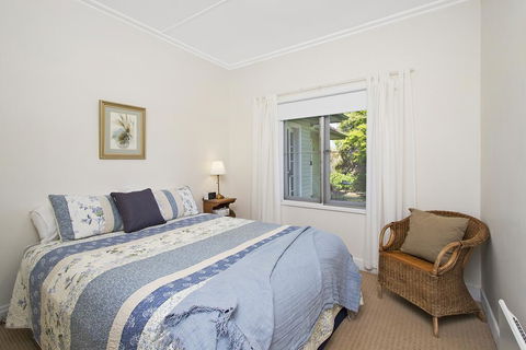 GOWAN ROSS COTTAGE - Lightning Ridge Tourism 3