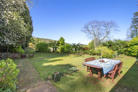 GOWAN ROSS COTTAGE - Lightning Ridge Tourism 0