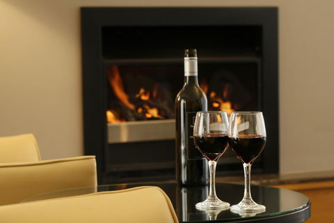 Grand Mercure The Vintage - Lightning Ridge Tourism 2