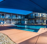 Grandeur Holiday Units - Lightning Ridge Tourism