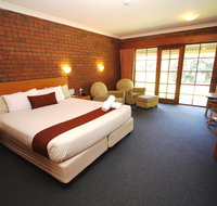 Grange Burn Motel - Lightning Ridge Tourism