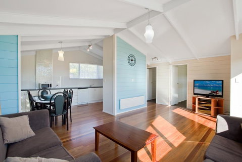 Grantys House - Lightning Ridge Tourism 1